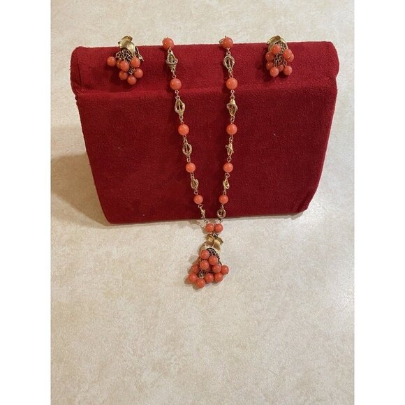 Vintage Pomegranate Pink Gold Tone Beaded Necklace & Clip On Earring Set Costume